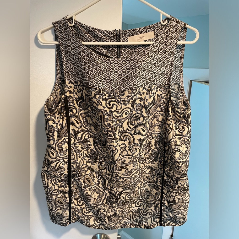 Paisley print sleeveless blouse
